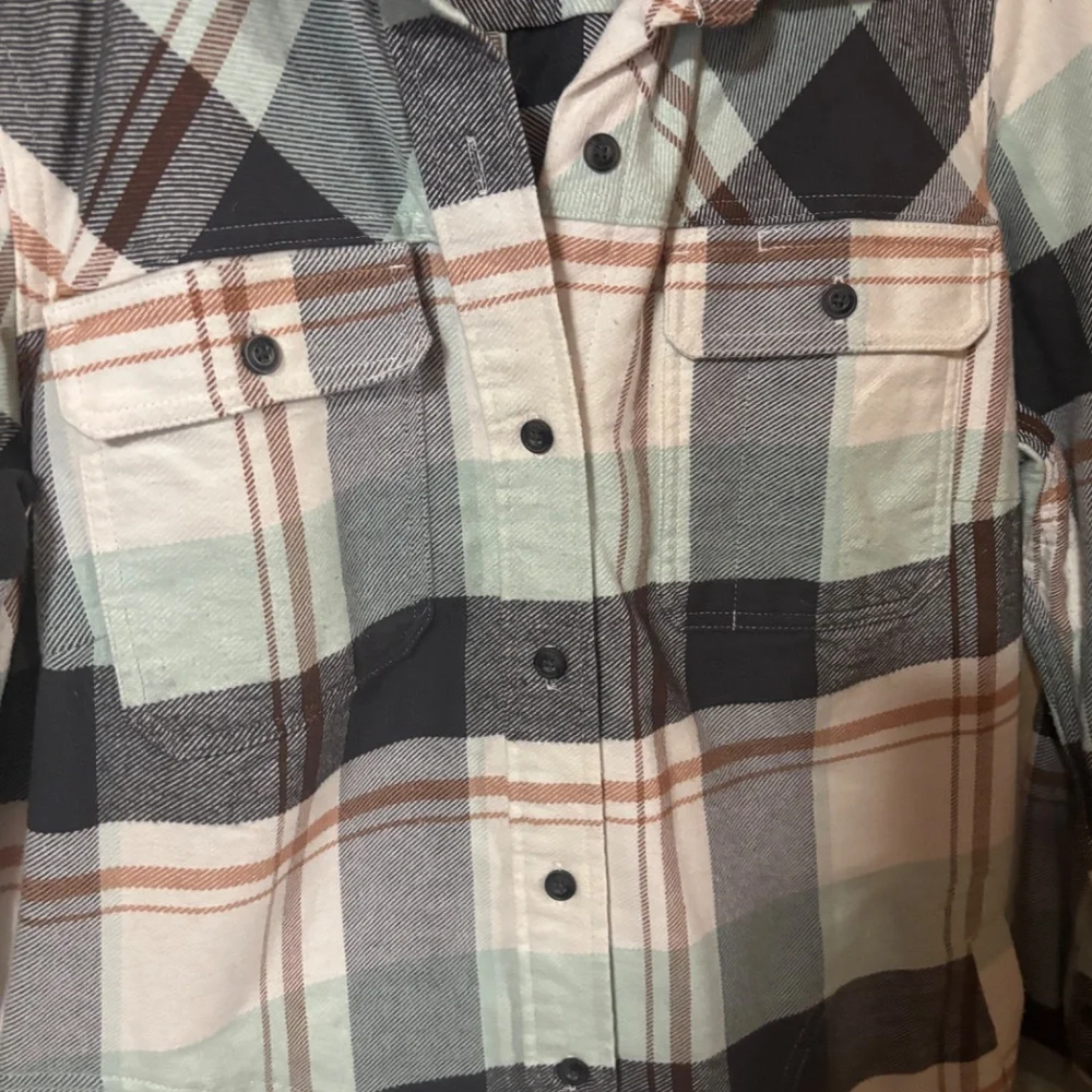Duluth Trading Folklore Flannel - Picture 4 of 4